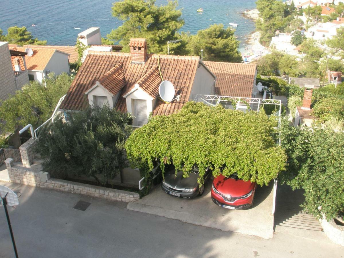 Apartment Damir Postira Exterior photo